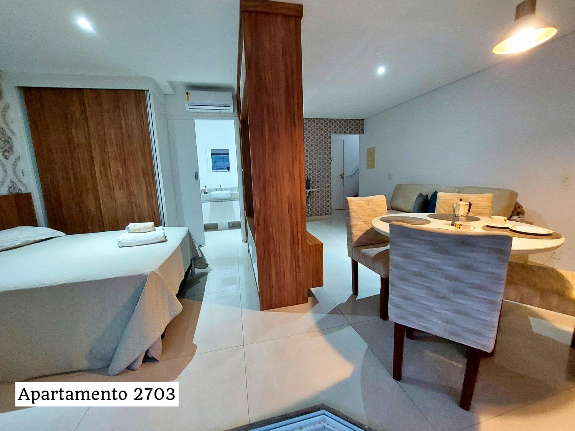 Book - Estanconfor Cobertura Com Jacuzzi E Vista Mar * Santos (Sao Paulo)