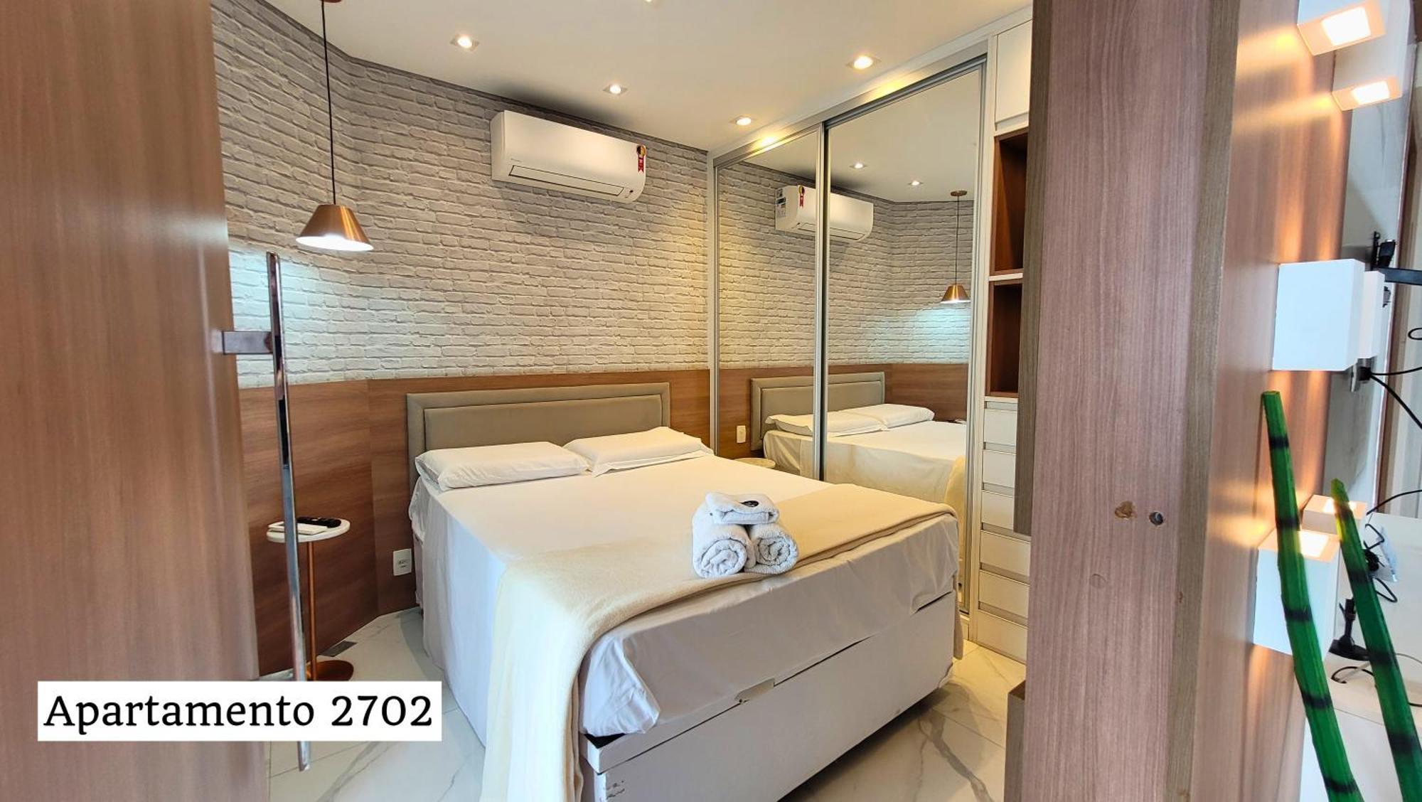 Book - Estanconfor Cobertura Com Jacuzzi E Vista Mar *